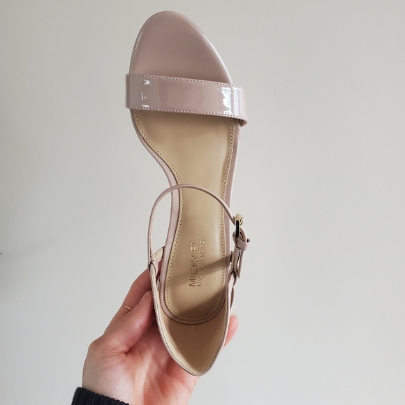 BRAND NEW MK nude strappy heels